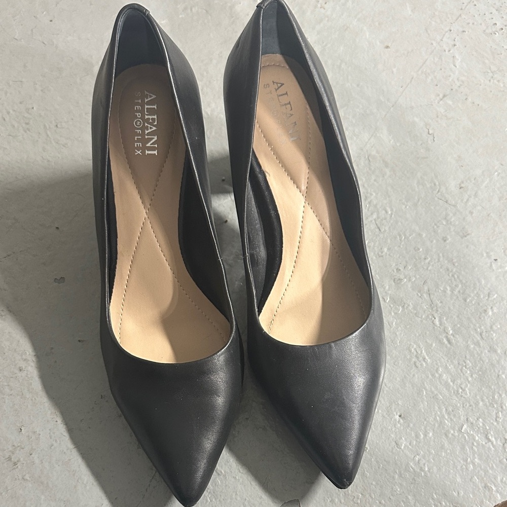 Alfani Black Pointed Toe Heels